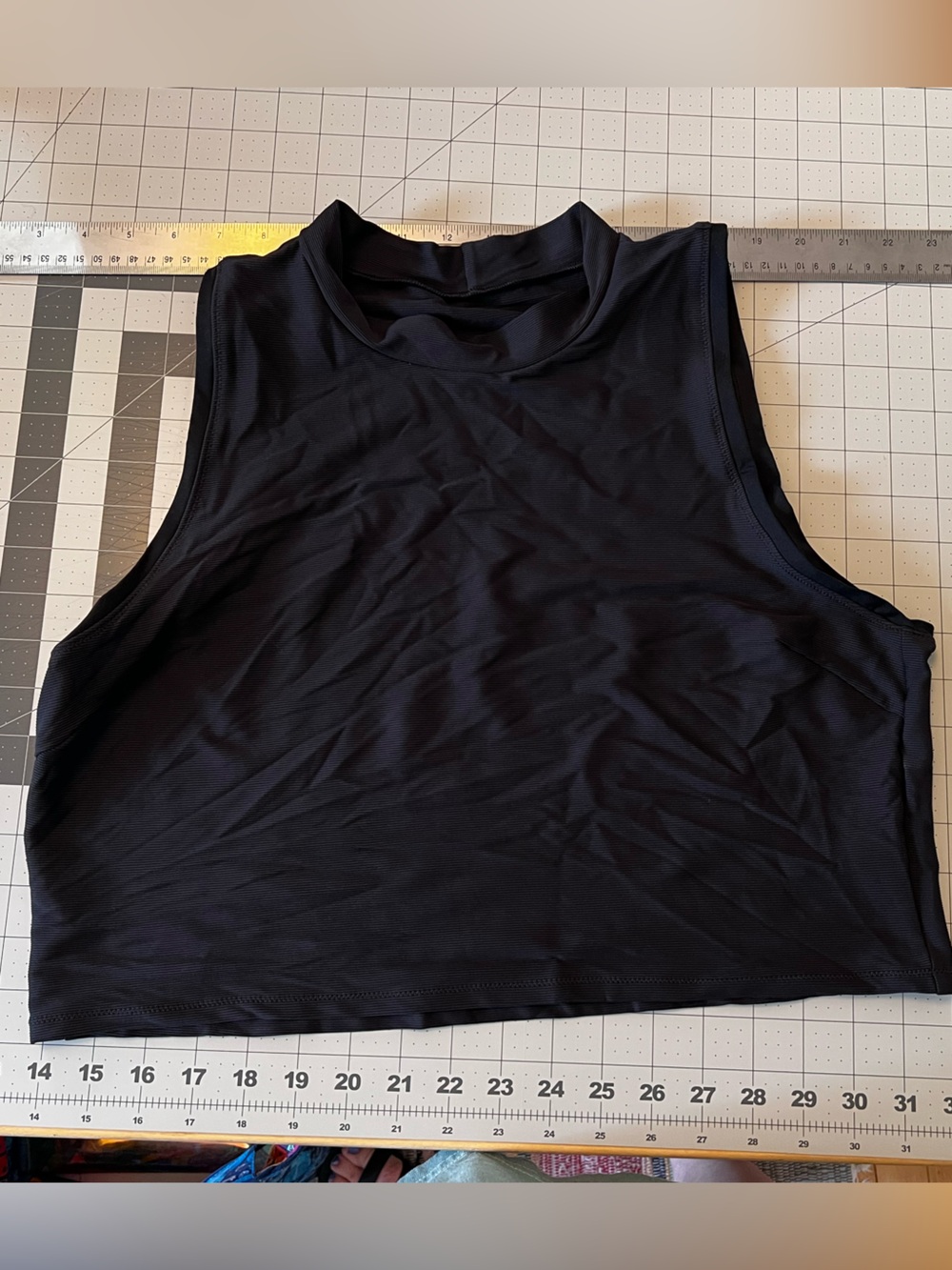 Athleta Mock-Neck Sleeveless Crop Tank Top